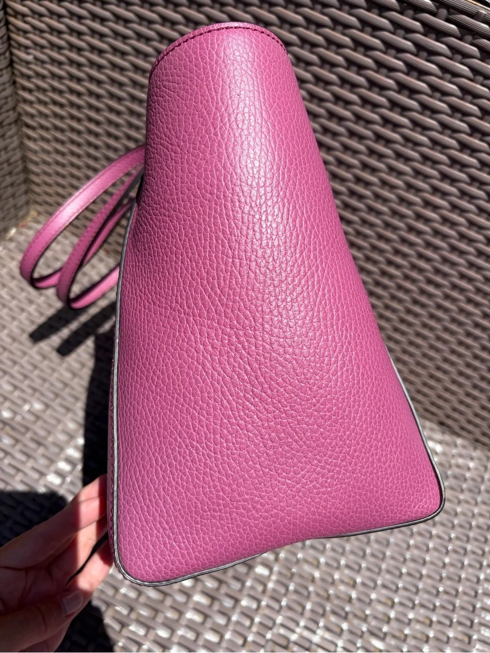 Gucci Leather Swing Tote Medium